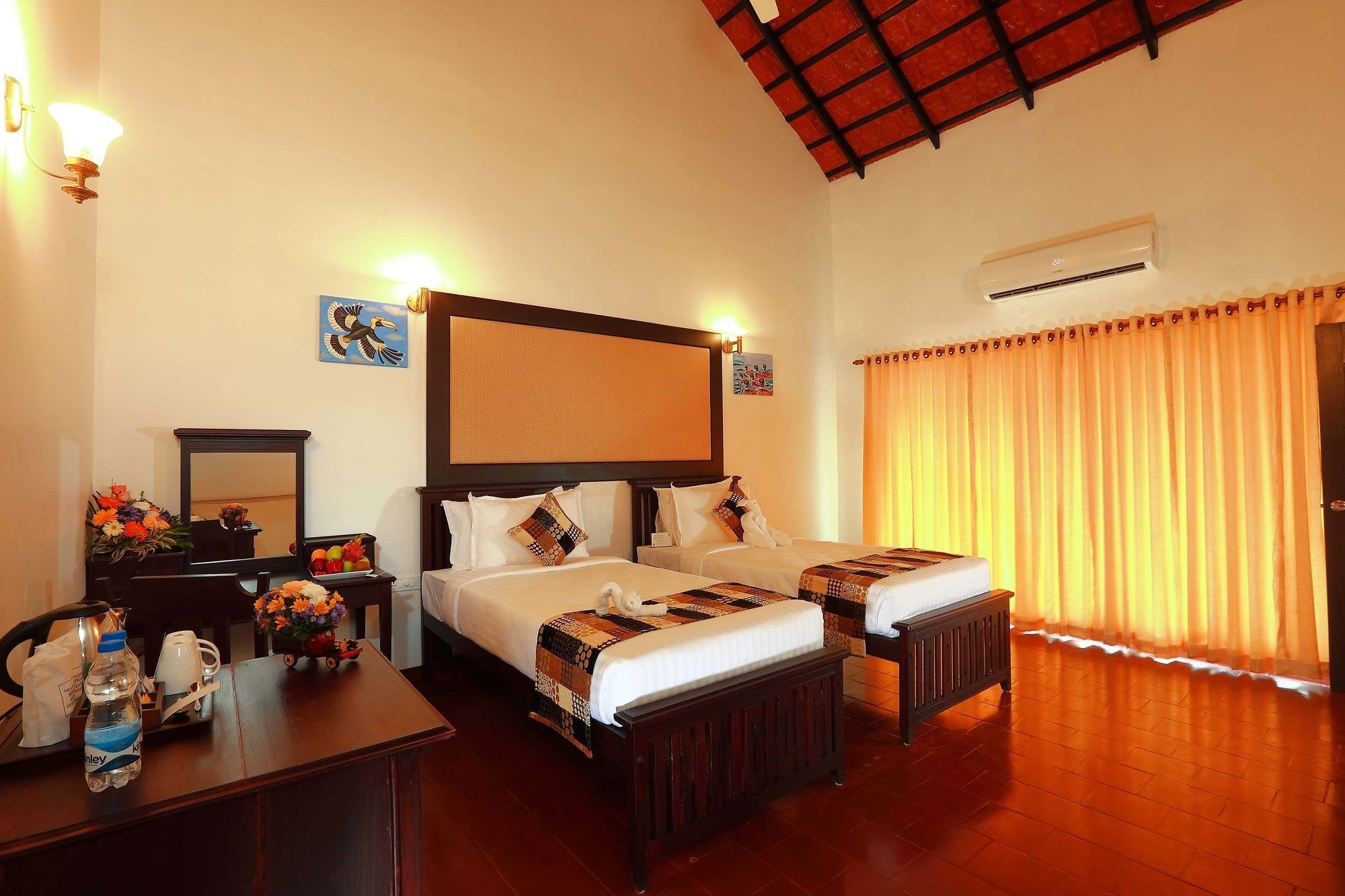 นิฮารา รีสอร์ต แอนด์ สปา Hotel Kochi ภายนอก รูปภาพ