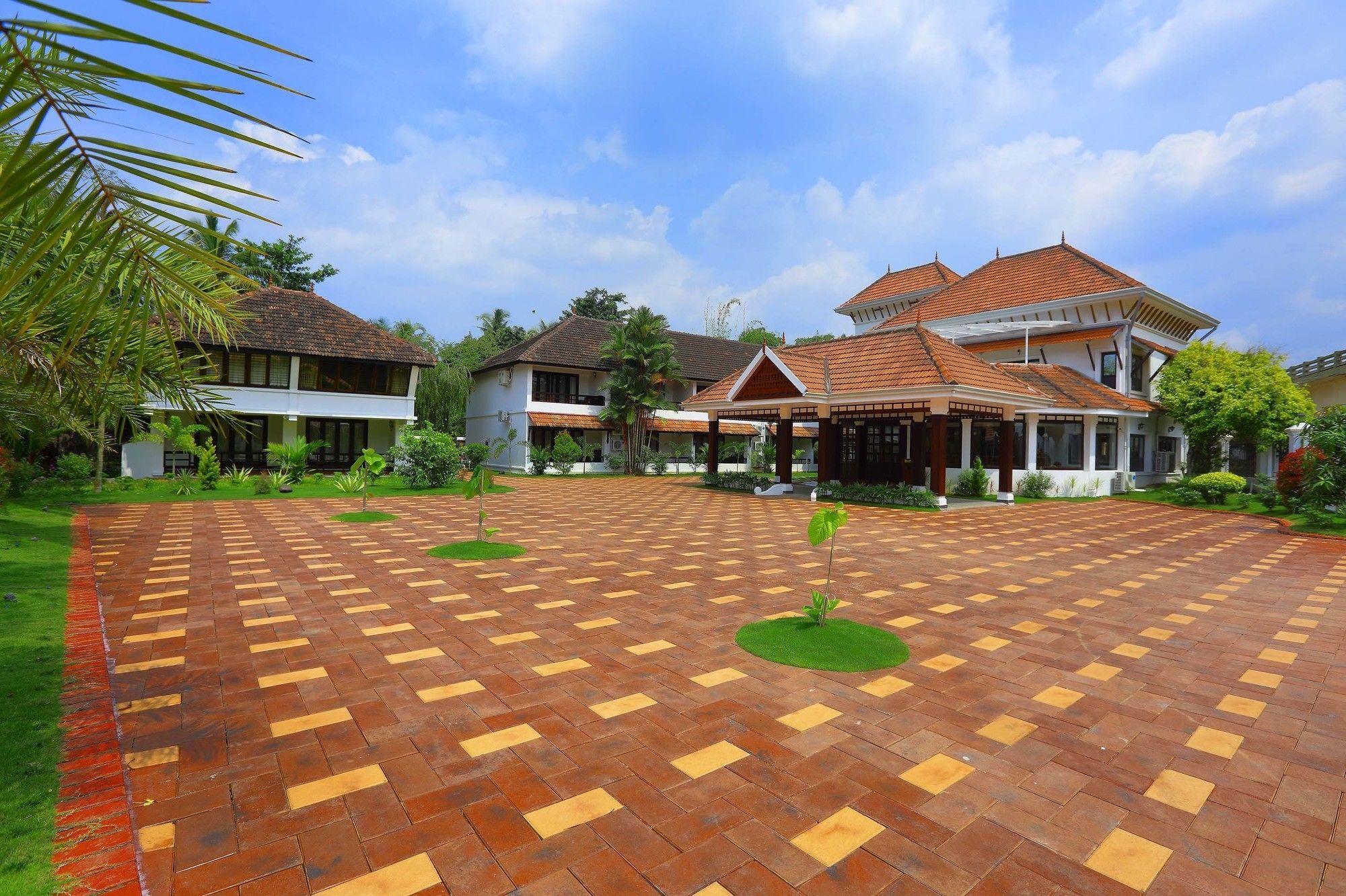 นิฮารา รีสอร์ต แอนด์ สปา Hotel Kochi ภายนอก รูปภาพ