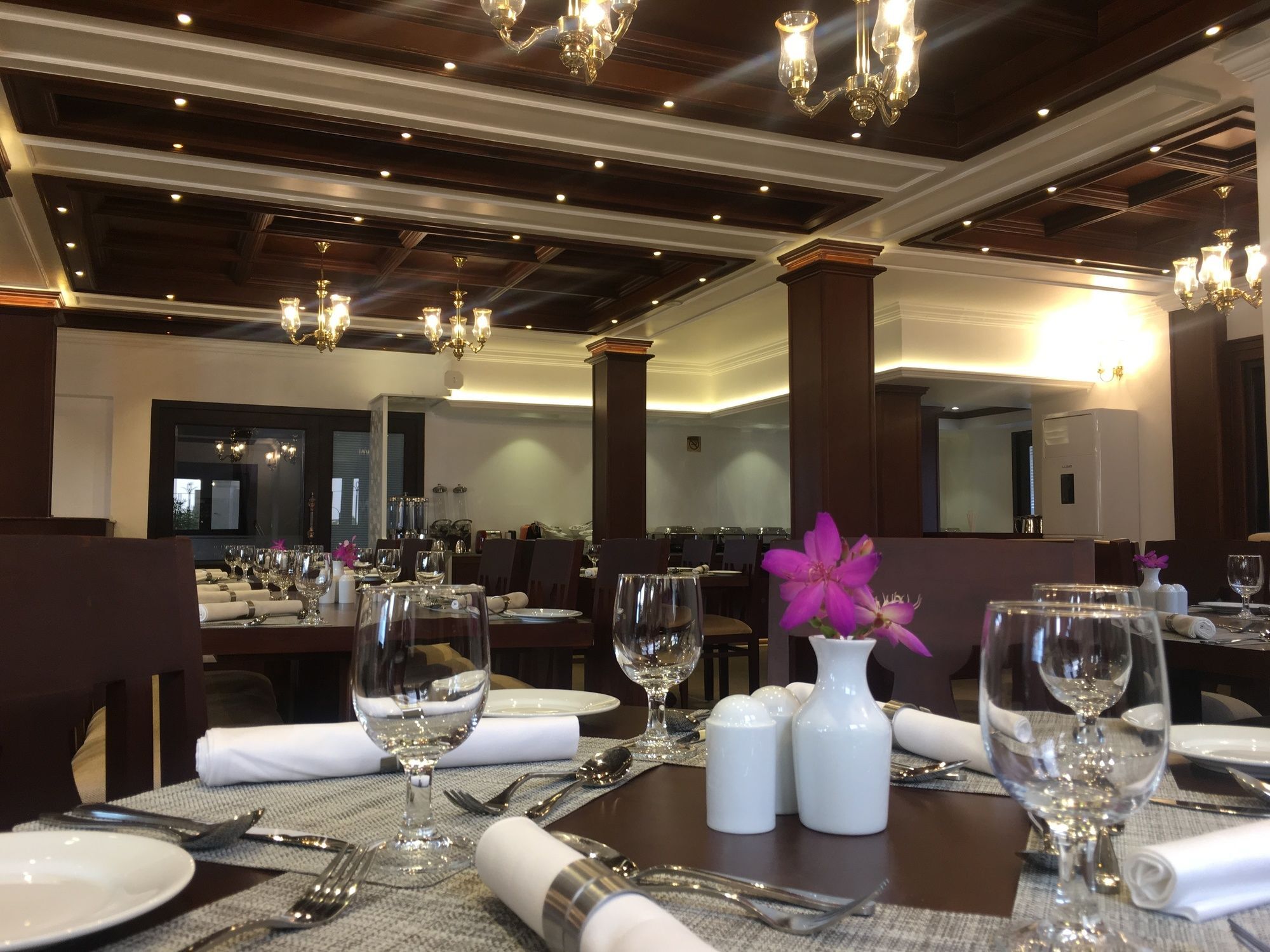 นิฮารา รีสอร์ต แอนด์ สปา Hotel Kochi ภายนอก รูปภาพ